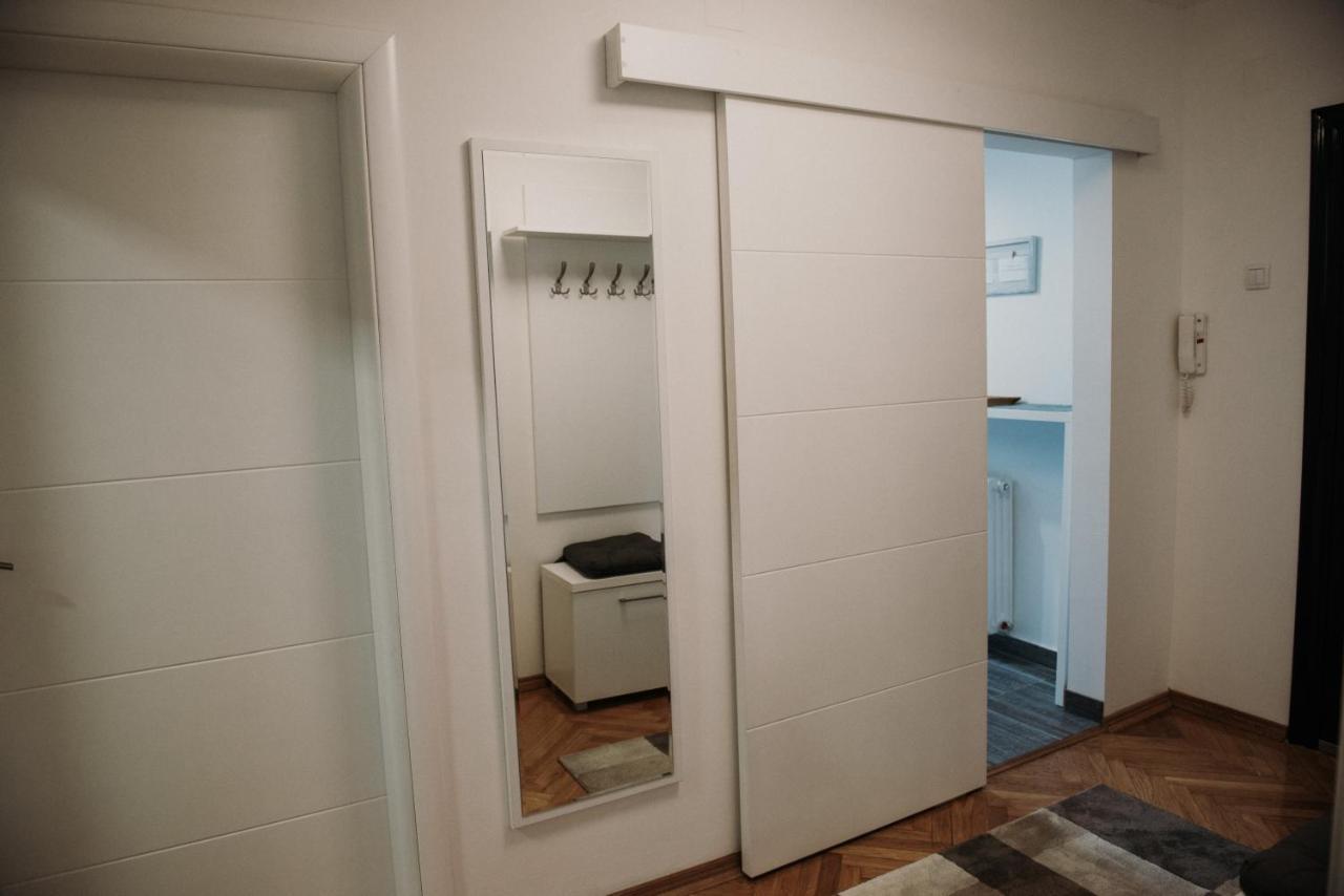 Modern Apartment Novi Sad Ngoại thất bức ảnh