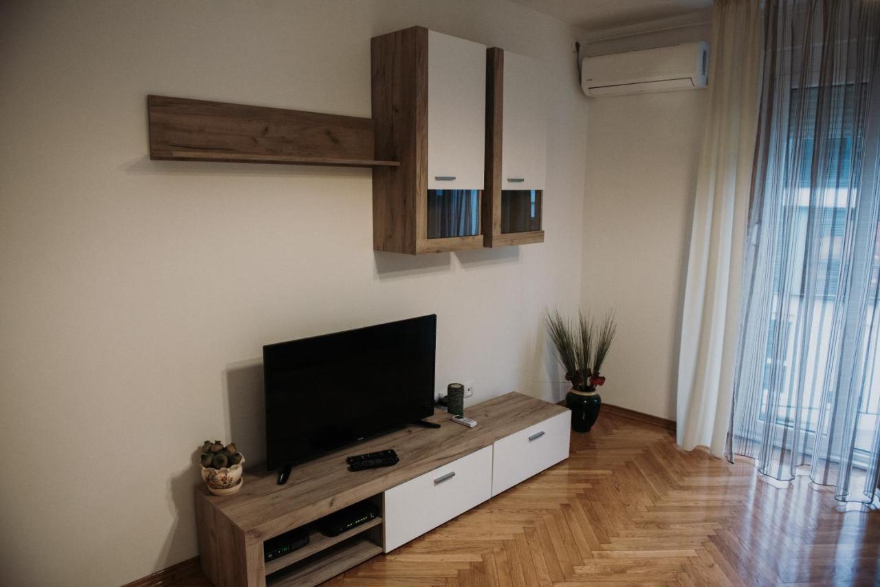 Modern Apartment Novi Sad Ngoại thất bức ảnh
