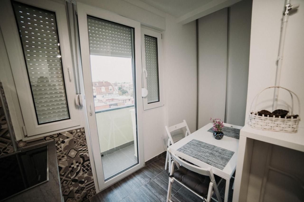 Modern Apartment Novi Sad Ngoại thất bức ảnh
